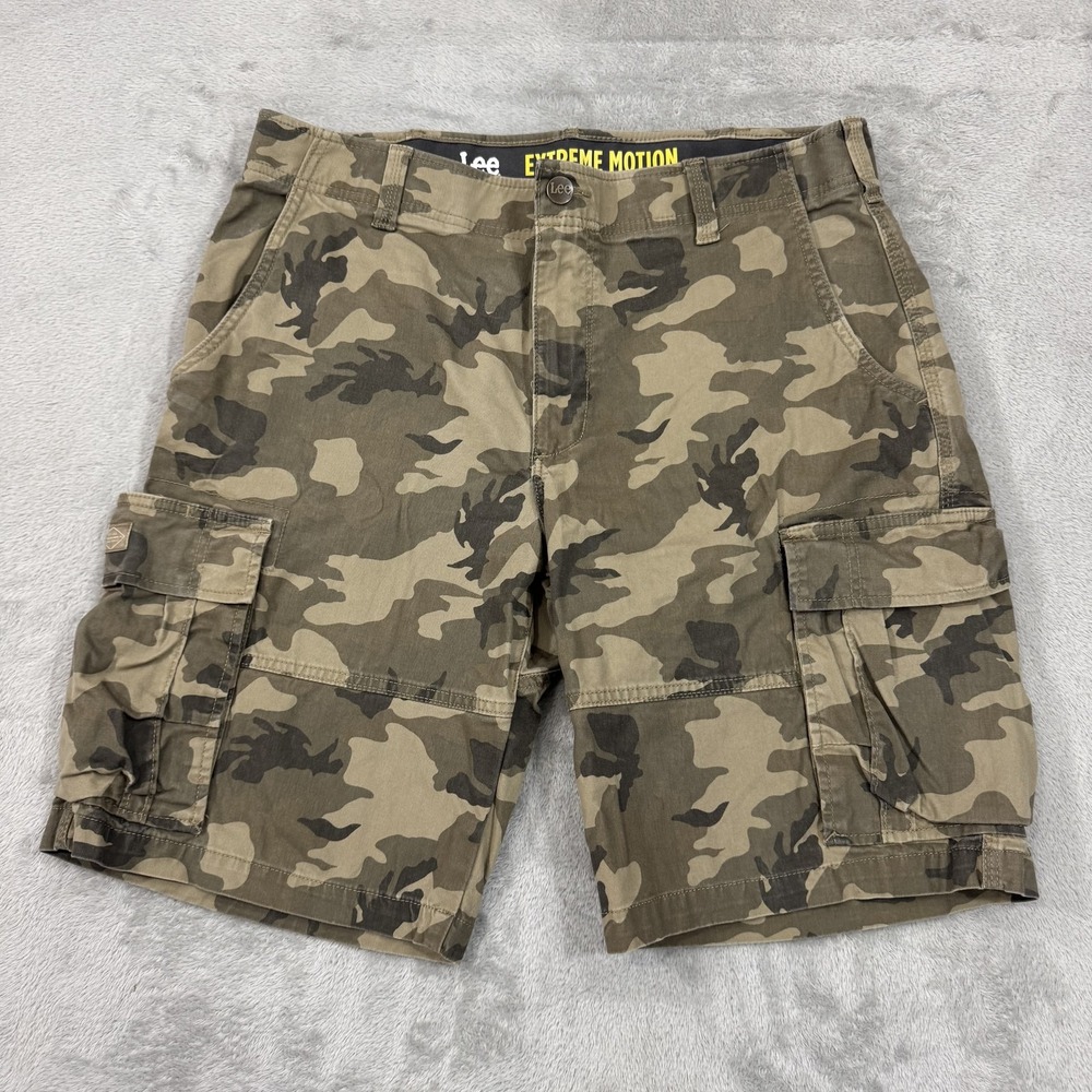 Lee Extreme Motion Cargo Shorts Mens 36 Green Camo Military Performance Stretch